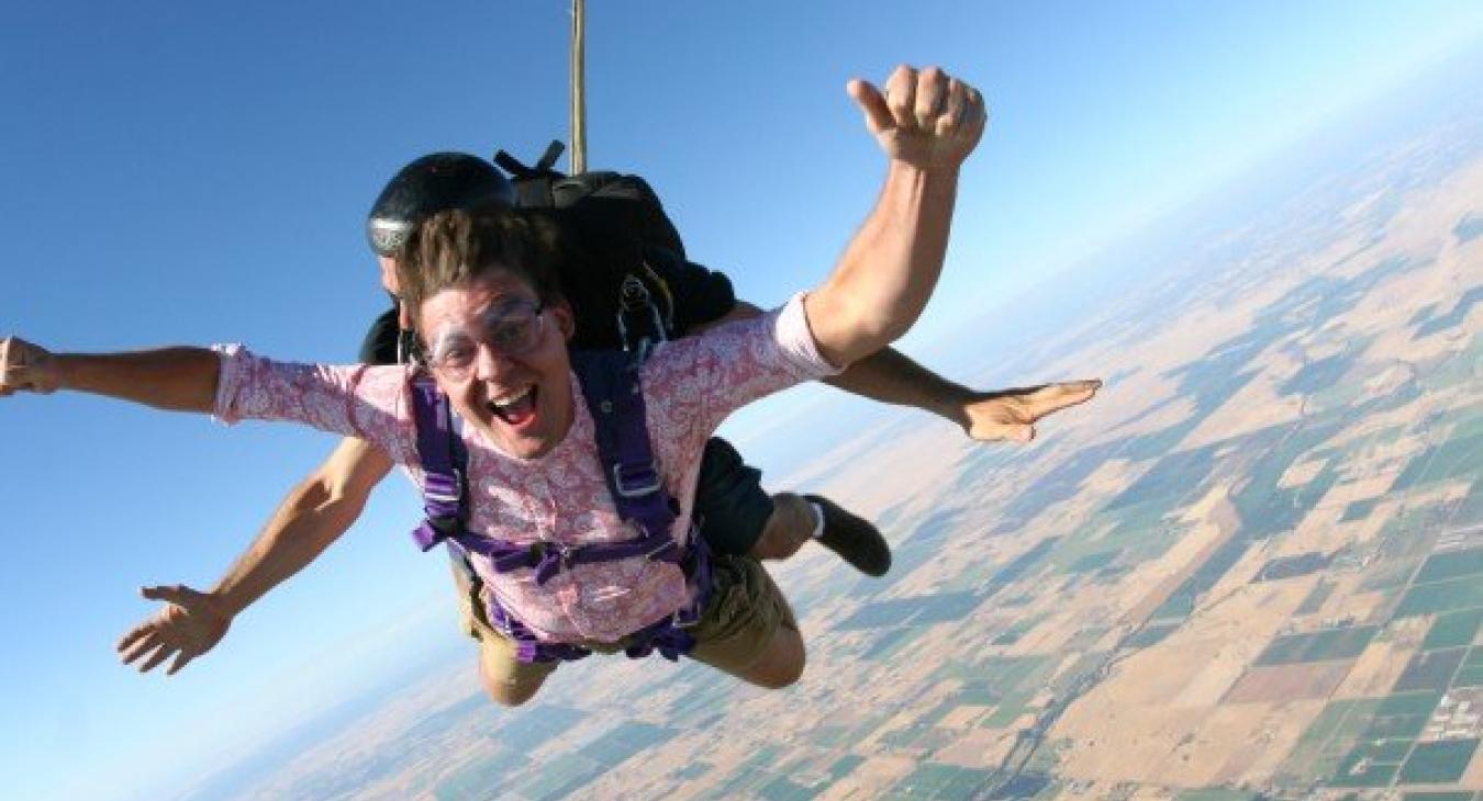 Sky diving